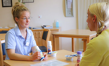 Ernährungsberatung in den Pfeifferschen Kliniken Ernährungsmanagement in den Pfeifferschen Kliniken